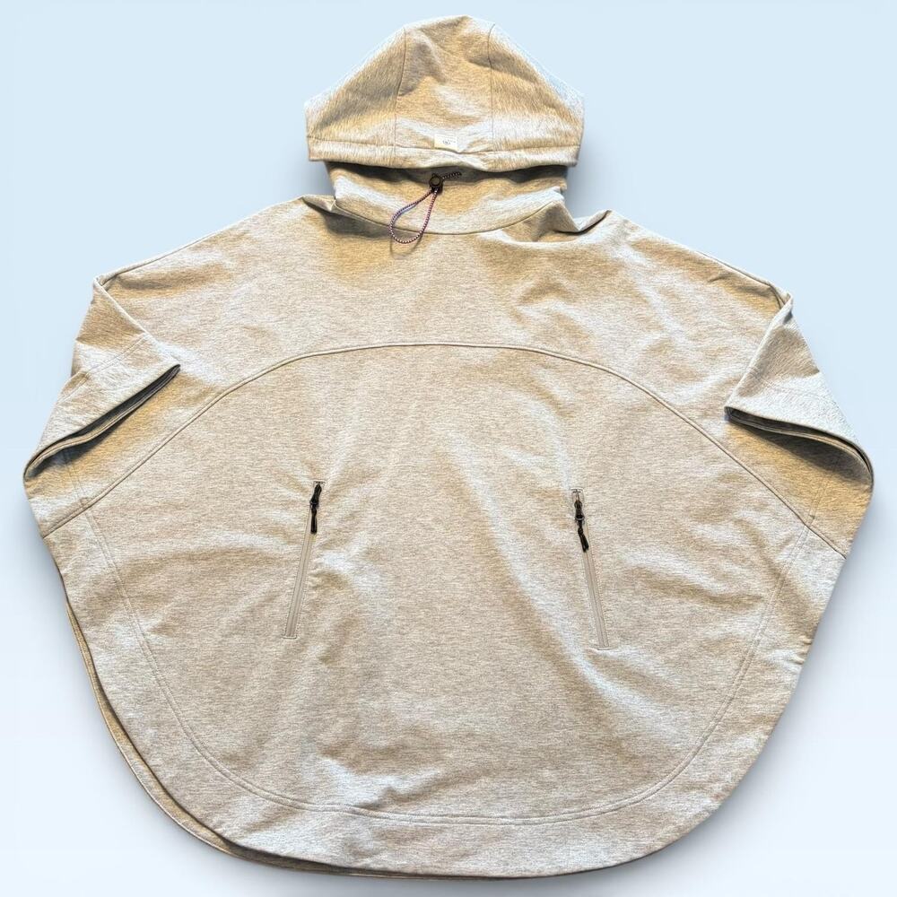 Fire+Ice Hoodie Poncho Cape Mens Small Gray Sleeveless Ski Pullover Zip Pockets